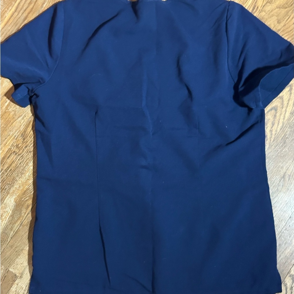 Figs Navy Blue Casaman 3 Pocket Scrub Top, Size M - Picture 3 of 3